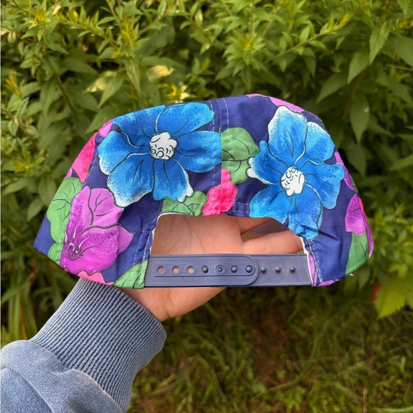 Vintage FISHING COLORFUL trucker hat BUDD’s Gunisao lake lodge manitoba rope - Picture 3 of 6